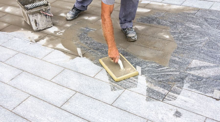 Professional Flat Roofing Installation in Riverside, IA
